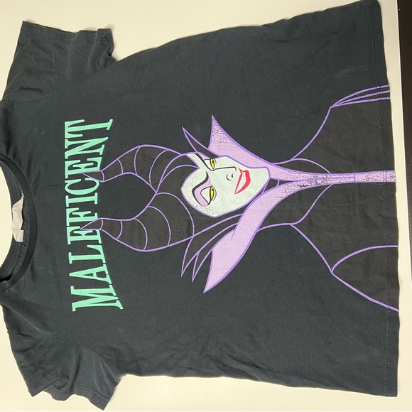 Disney Maleficent shirt youth size 16/18 SKU#71 - Picture 1 of 2